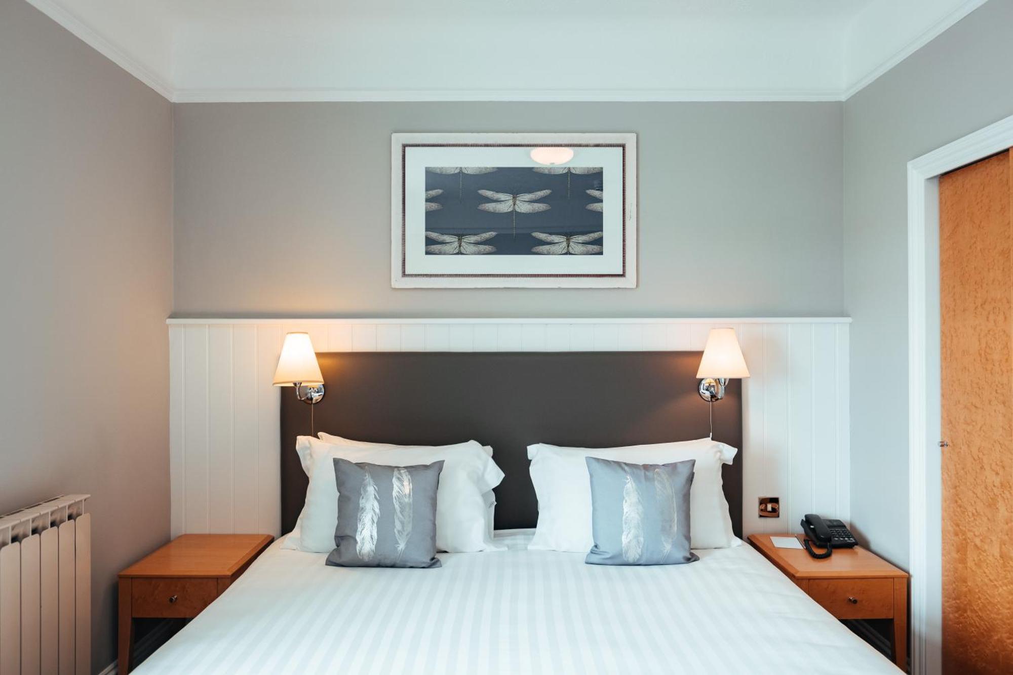 Hotel Cristina St Lawrence Bagian luar foto